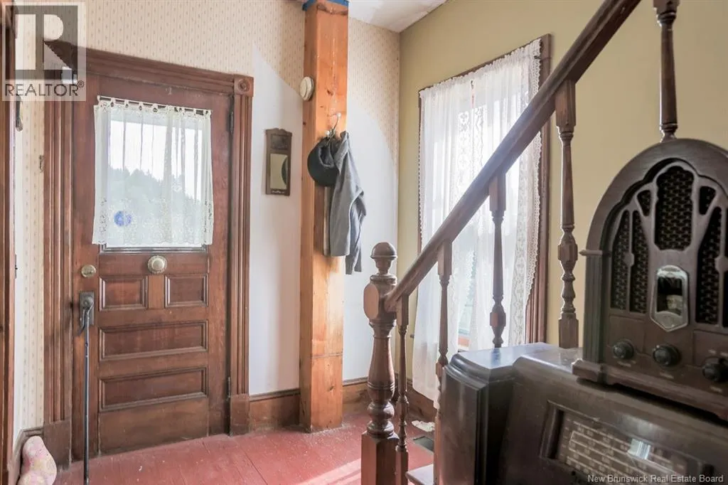 841 Main Street