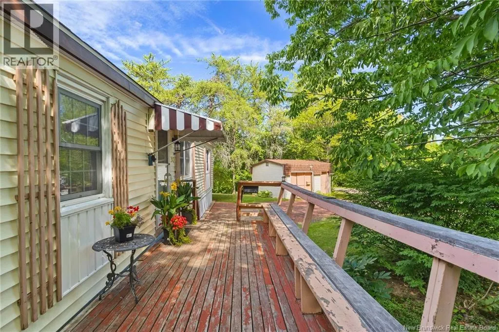 392 Abbey Lane
