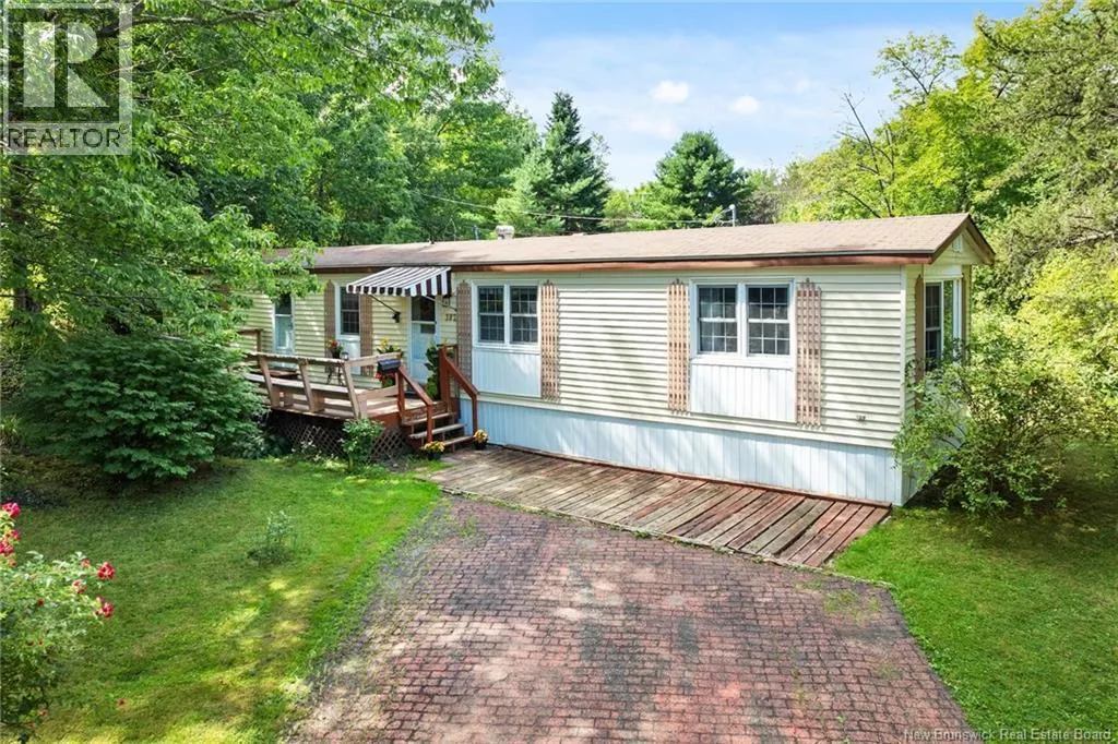 392 Abbey Lane