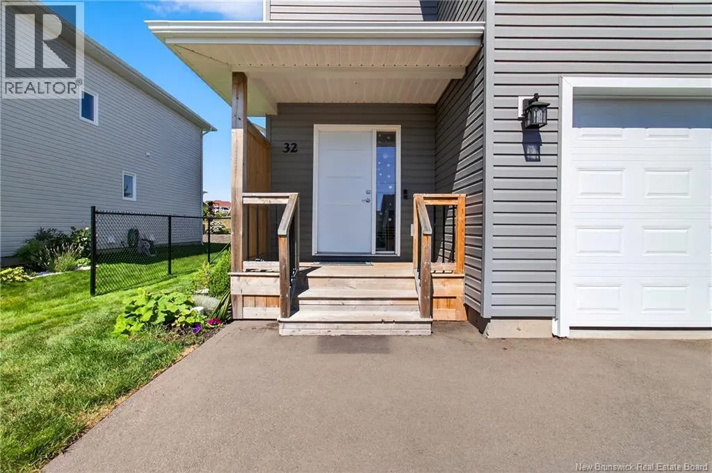 32 Satleville Crescent