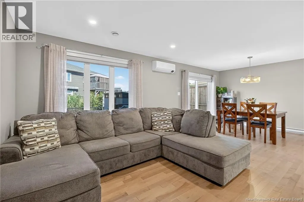 32 Satleville Crescent