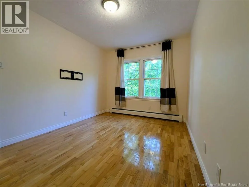 1A Heather Terrace