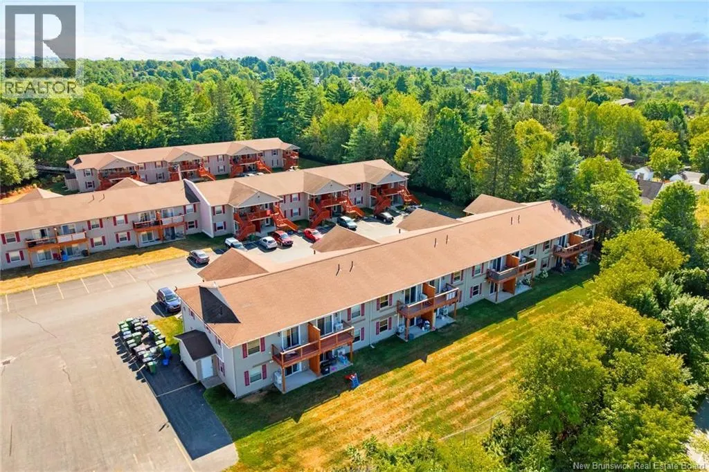 40 Trailside Court Unit# 19
