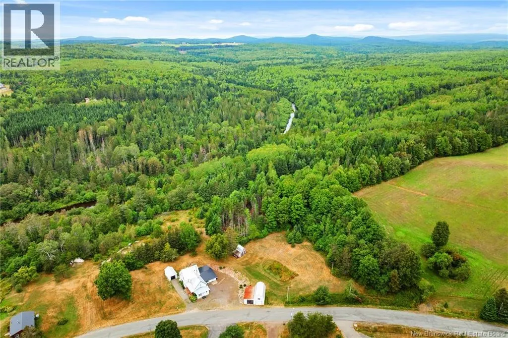 73 Howland Ridge Road