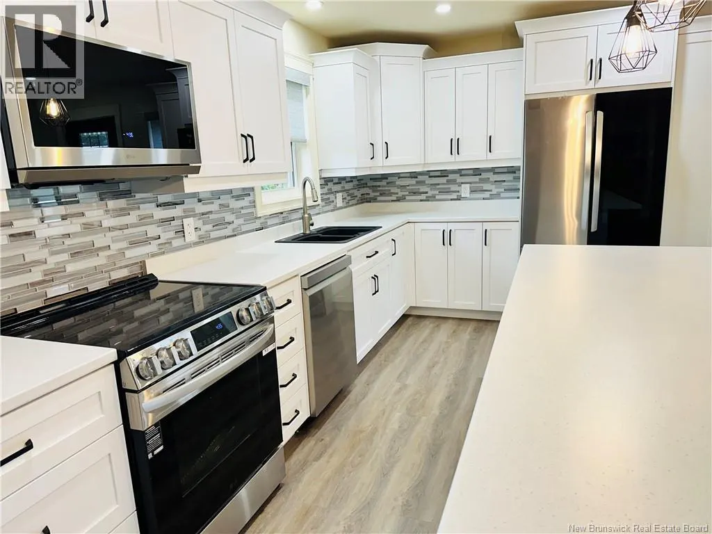 1797 King George Hwy