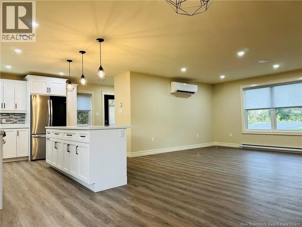 1797 King George Hwy
