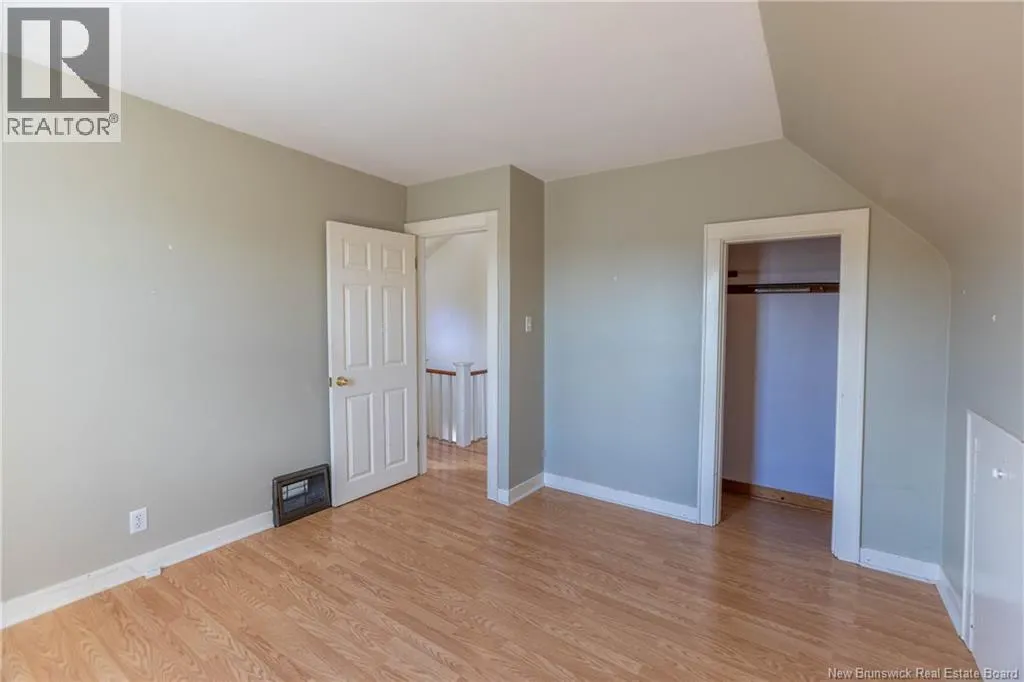 11 Bulmer Lane