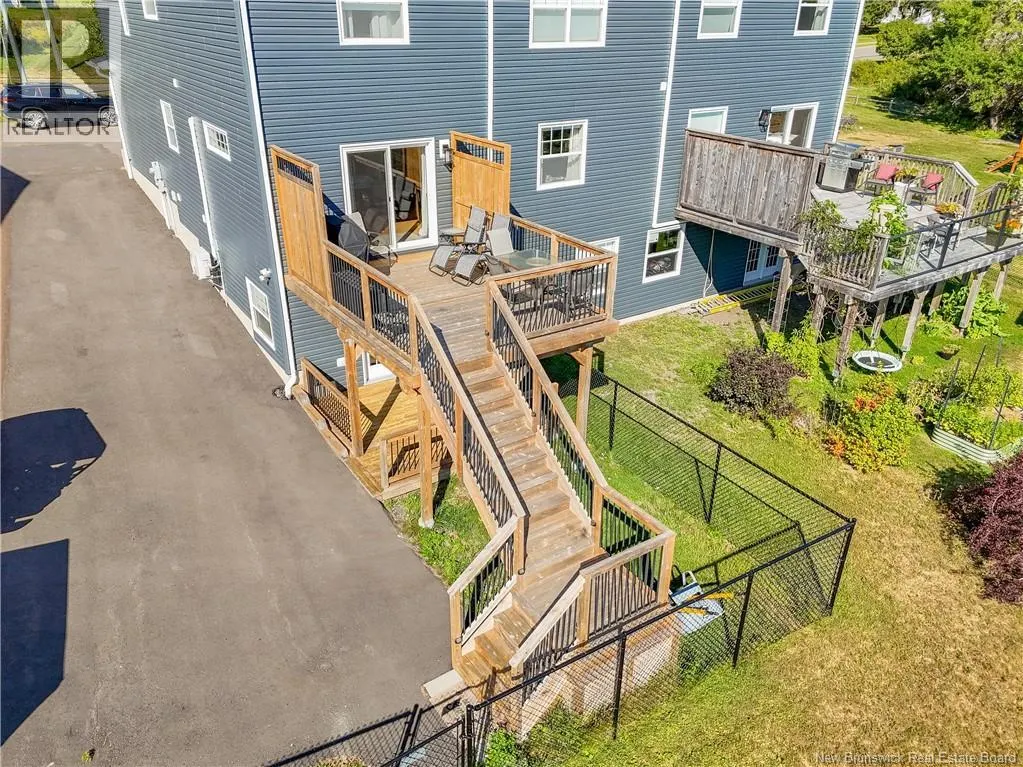 570 Canada Street
