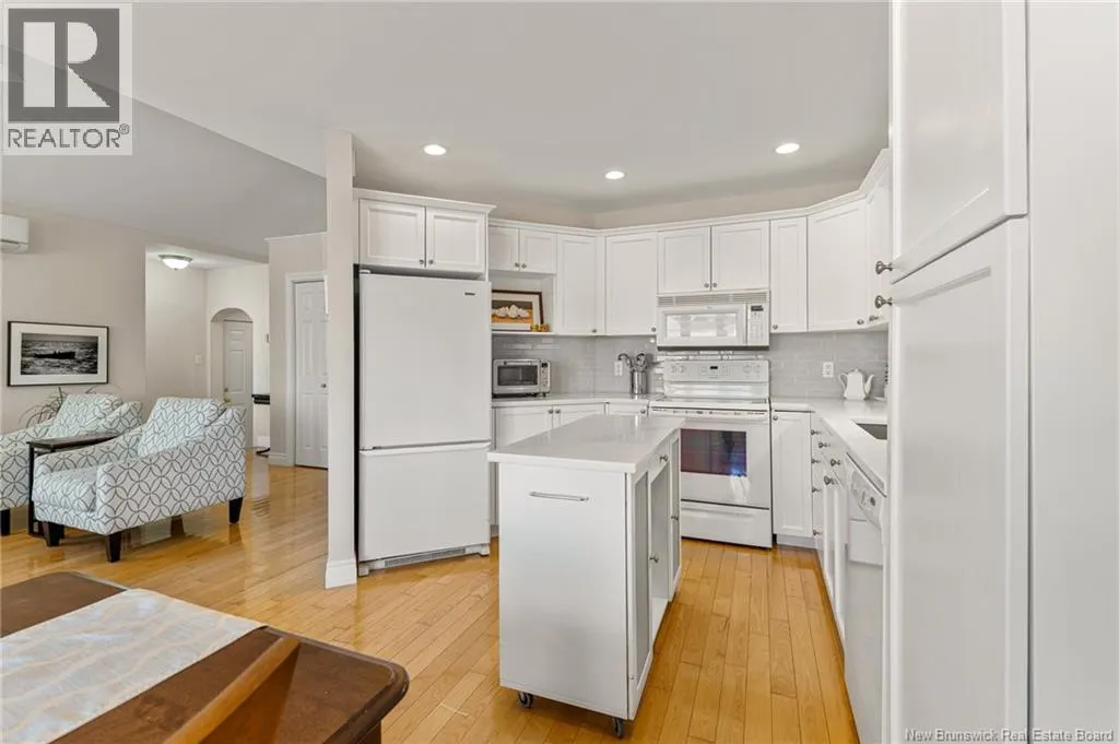 97 Rue Donat Unit# 12