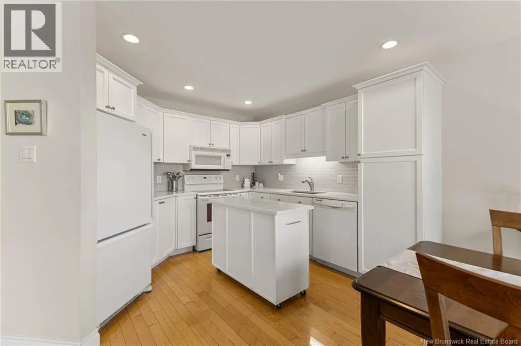 97 Rue Donat Unit# 12