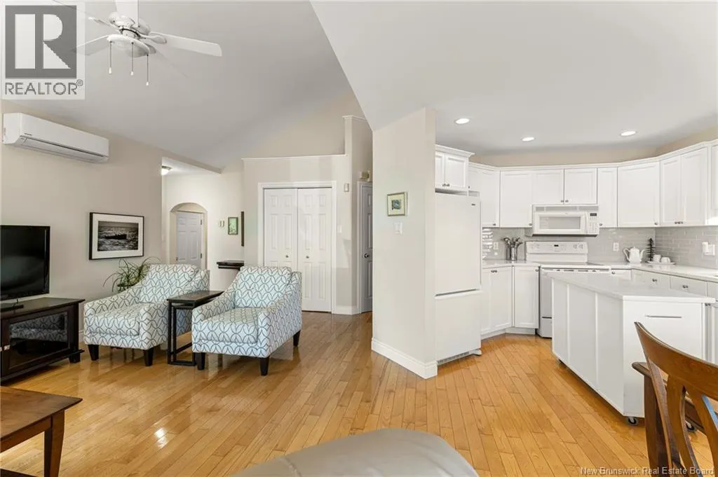 97 Rue Donat Unit# 12