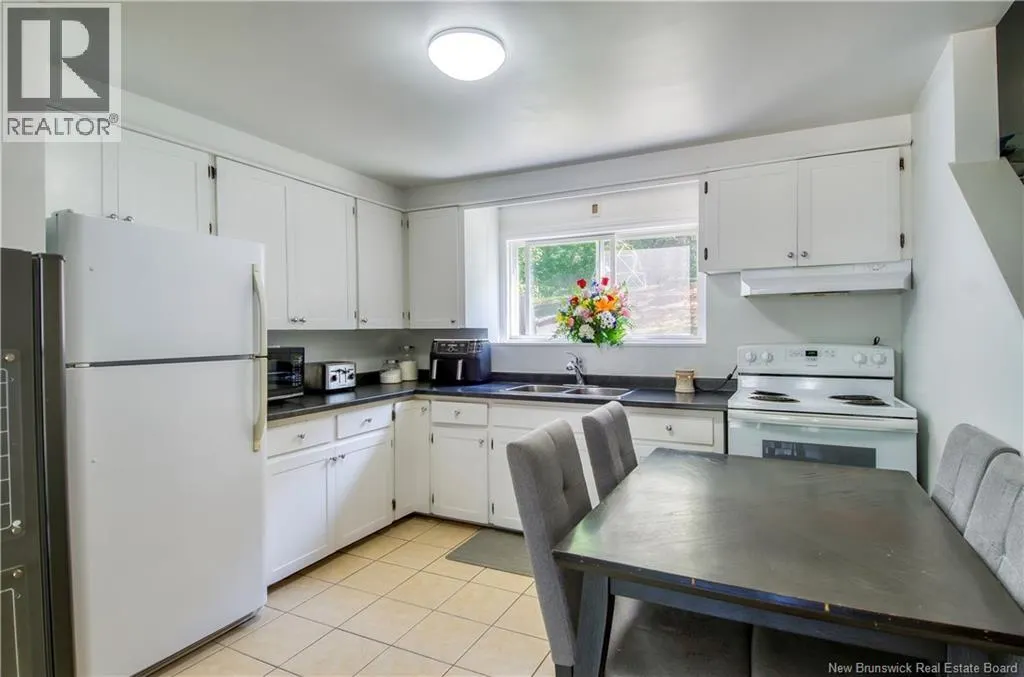 27-29 Acadia Crescent