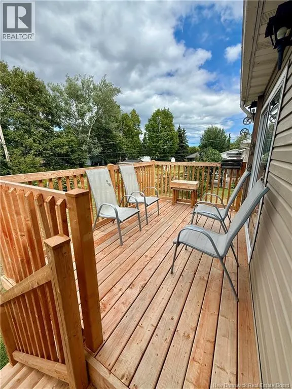 214 Maurice Crescent