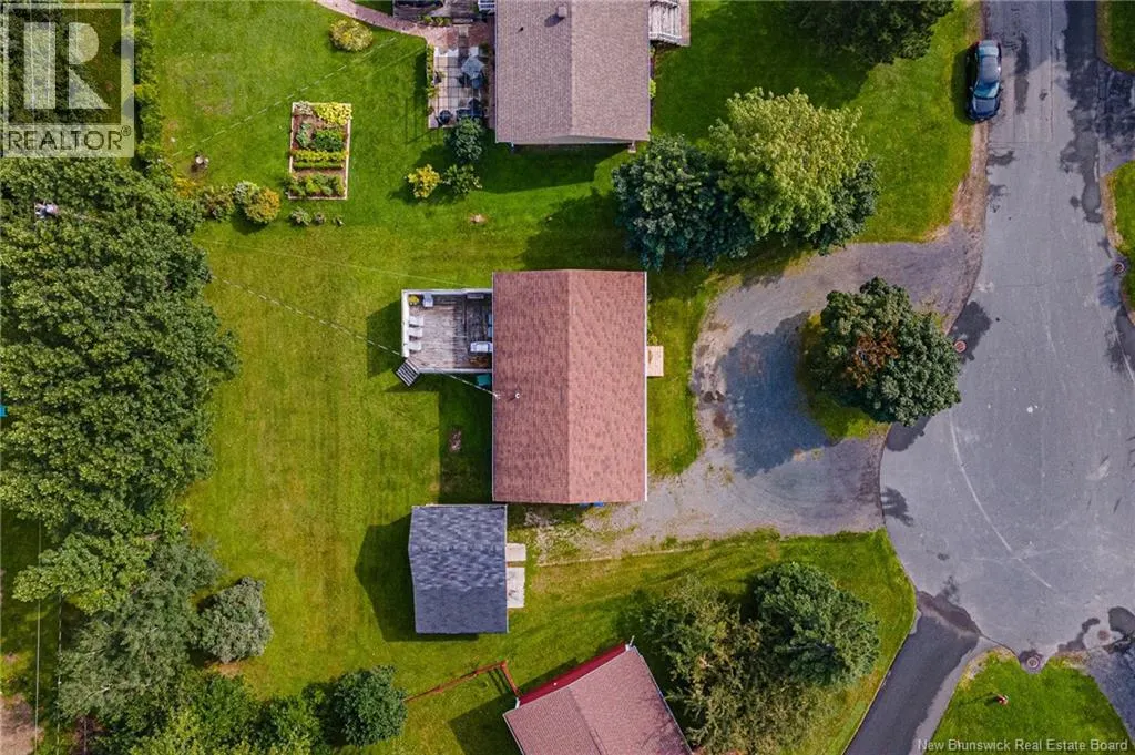214 Maurice Crescent