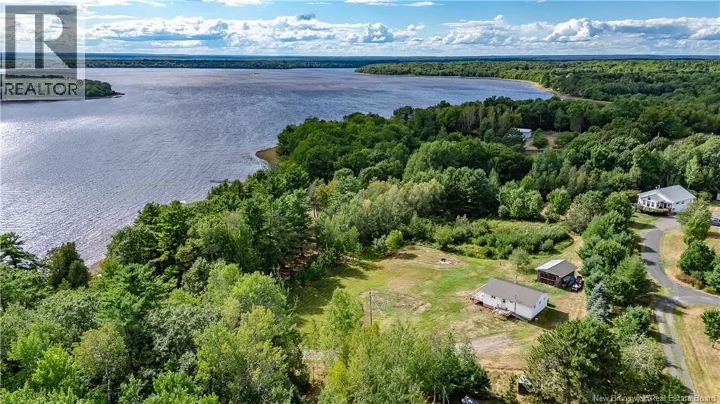 24 Island View Lane