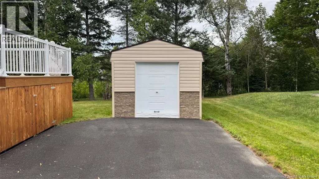 84 Belisle Avenue