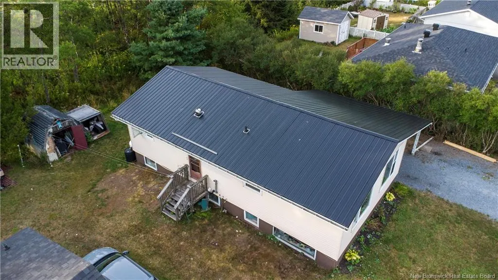 571 Michael Crescent