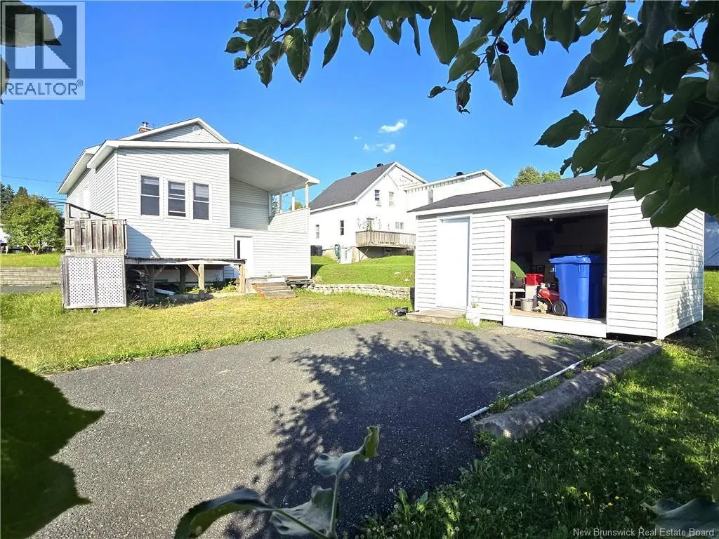 84 Principale Street