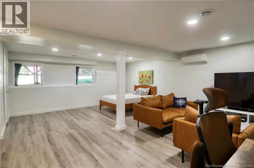 10 Chilkoot Court