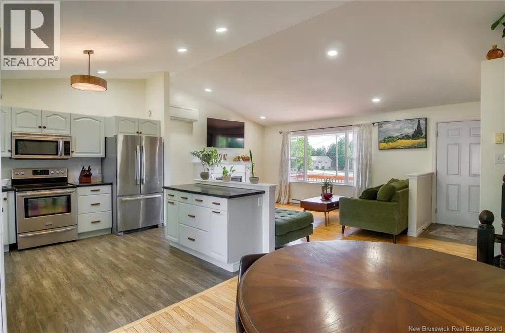 10 Chilkoot Court
