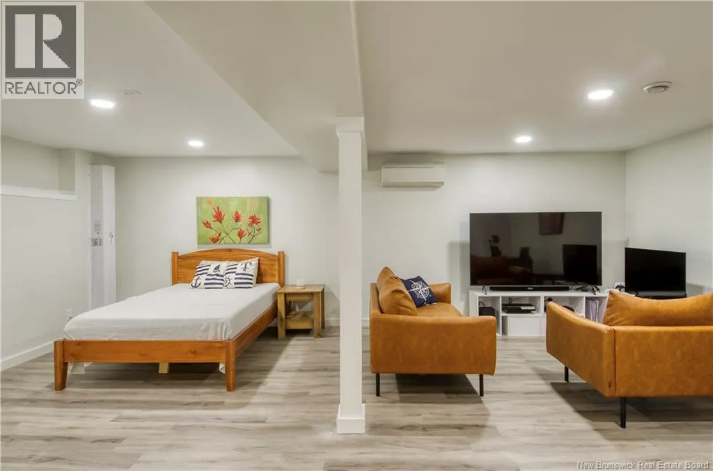 10 Chilkoot Court