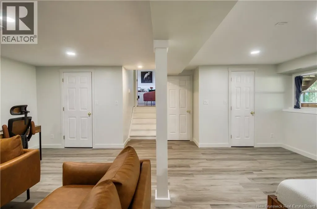 10 Chilkoot Court
