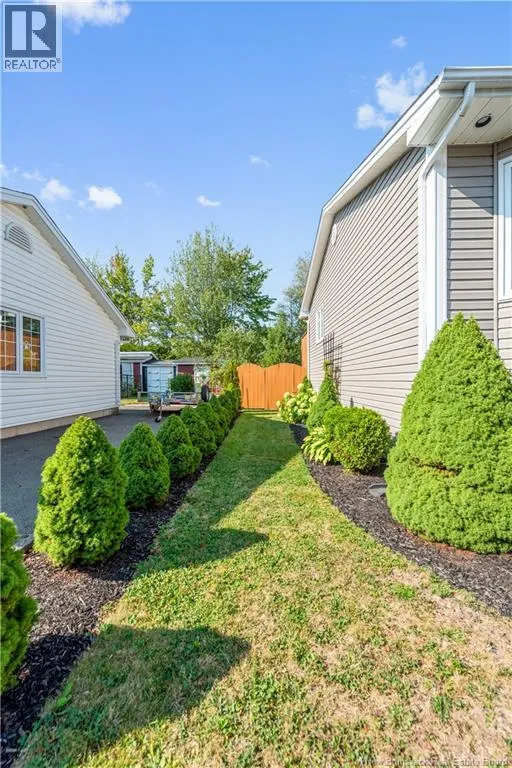 153 Elmhurst