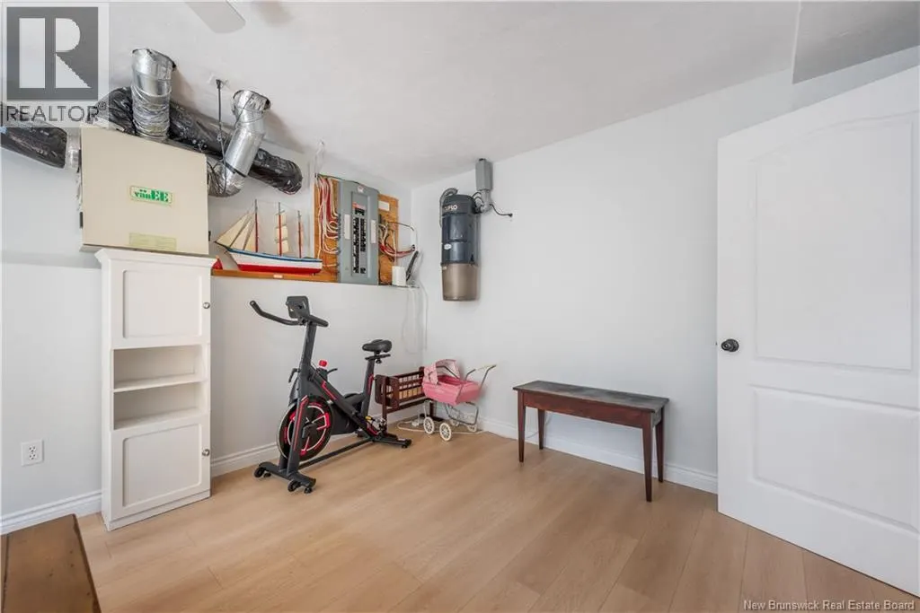 153 Elmhurst