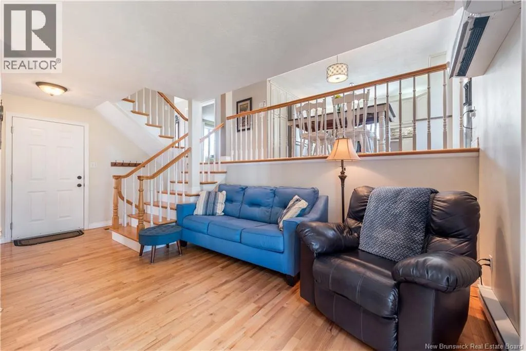 153 Elmhurst