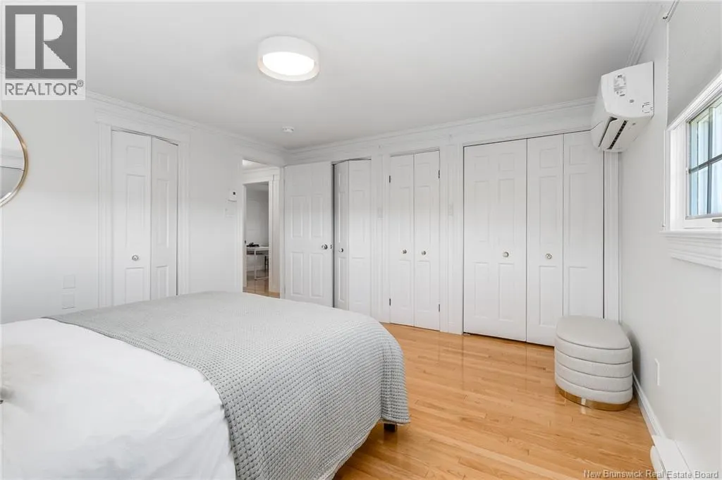 2 Wood Street