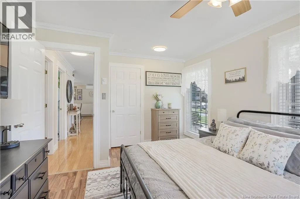 69 Lansdown Avenue