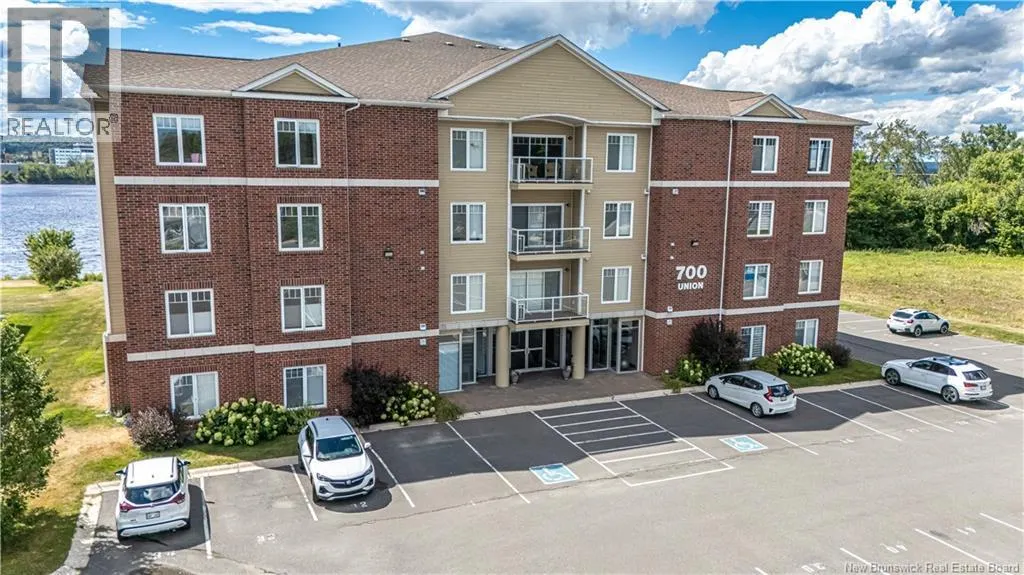 700 Union Street Unit# 203