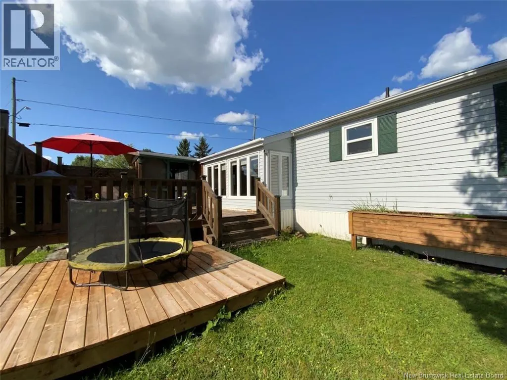 56 le Paradis Street