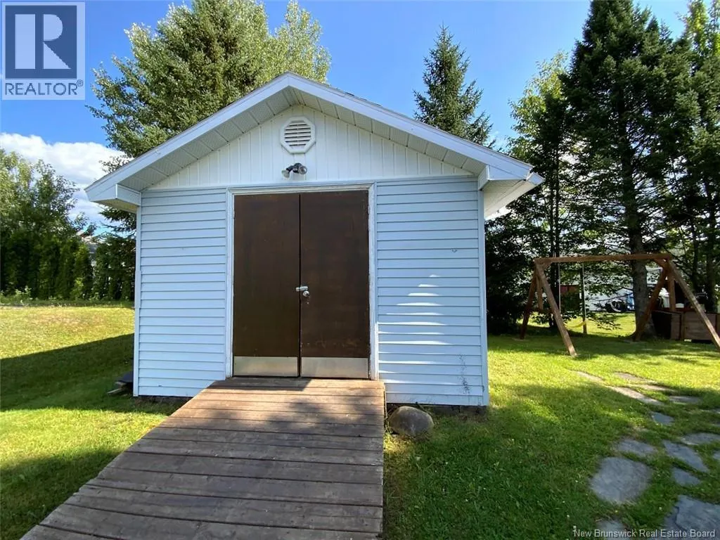 56 le Paradis Street