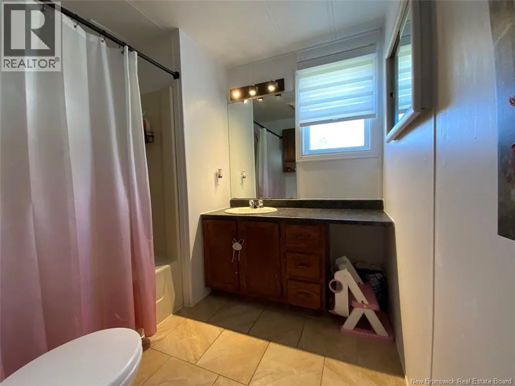 56 le Paradis Street