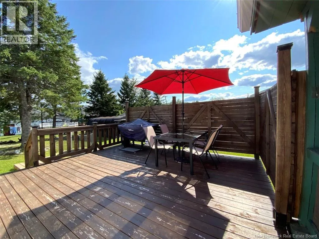 56 le Paradis Street