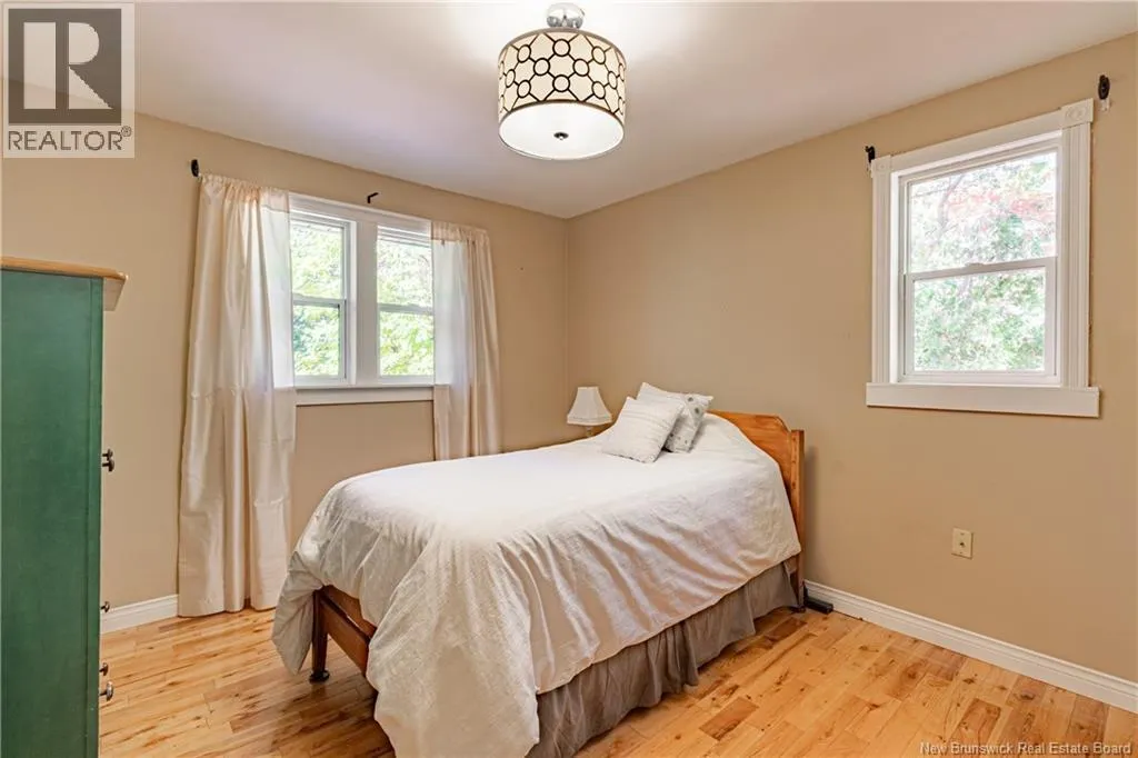 52 Pettingill Road