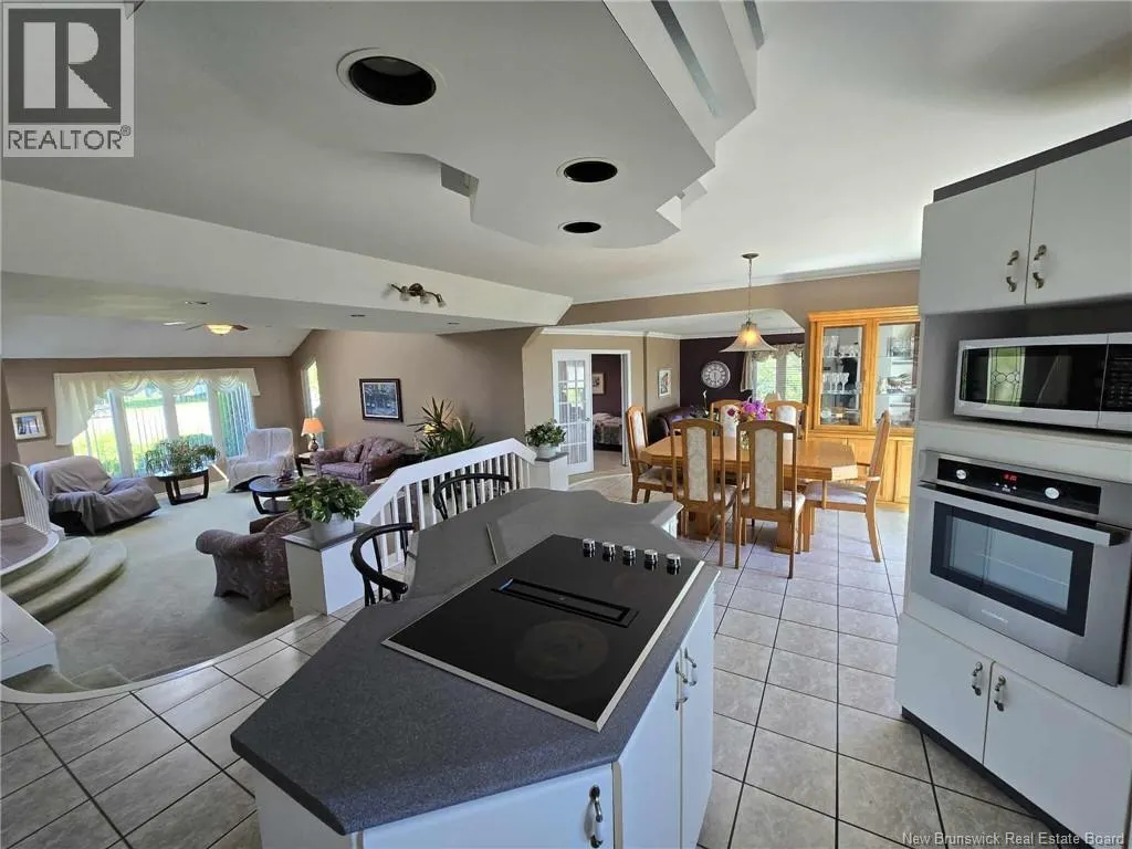 804 St Pierre Crescent