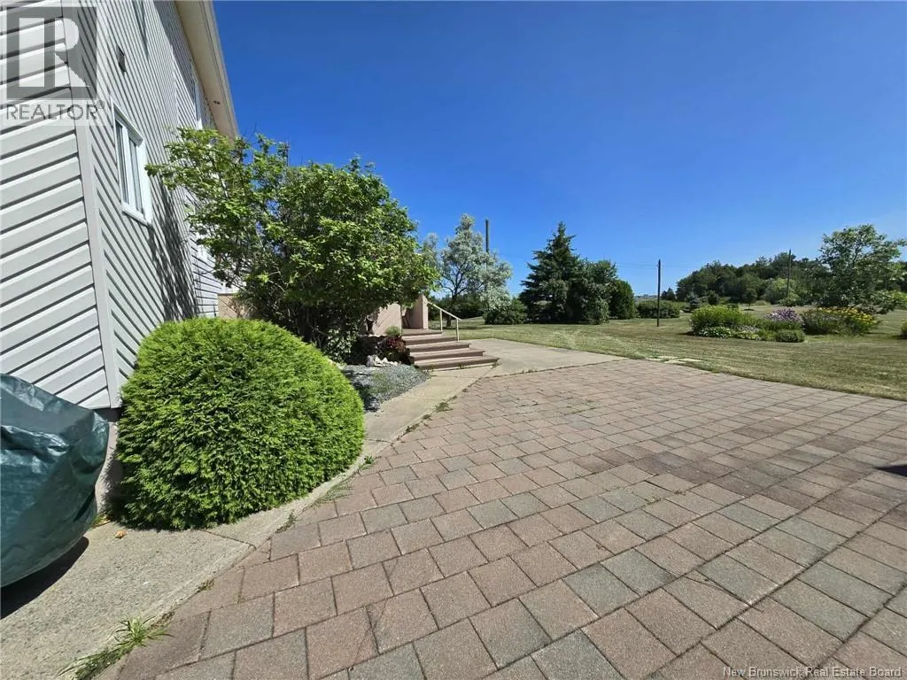 804 St Pierre Crescent