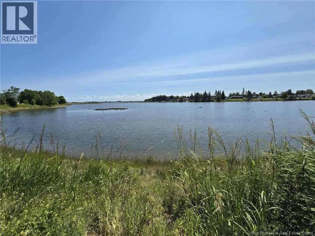 804 St Pierre Crescent