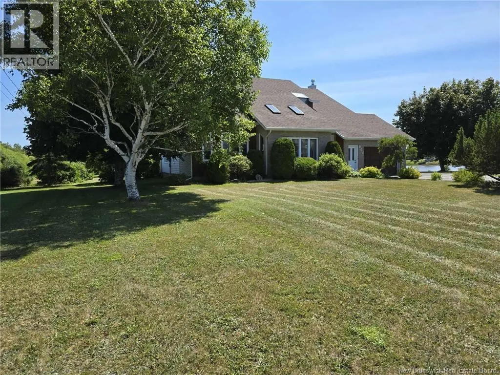 804 St Pierre Crescent