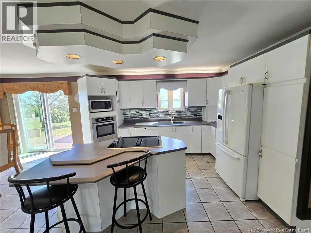 804 St Pierre Crescent