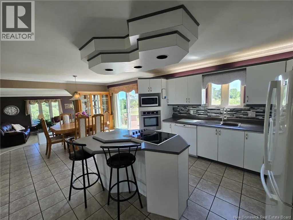 804 St Pierre Crescent