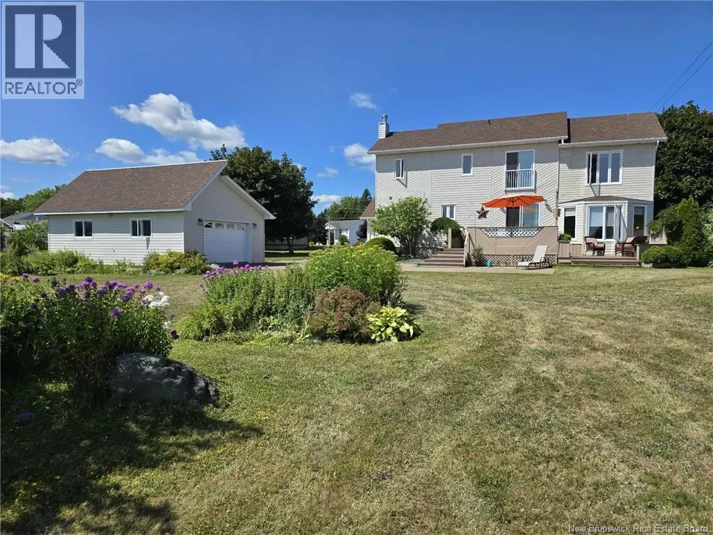 804 St Pierre Crescent