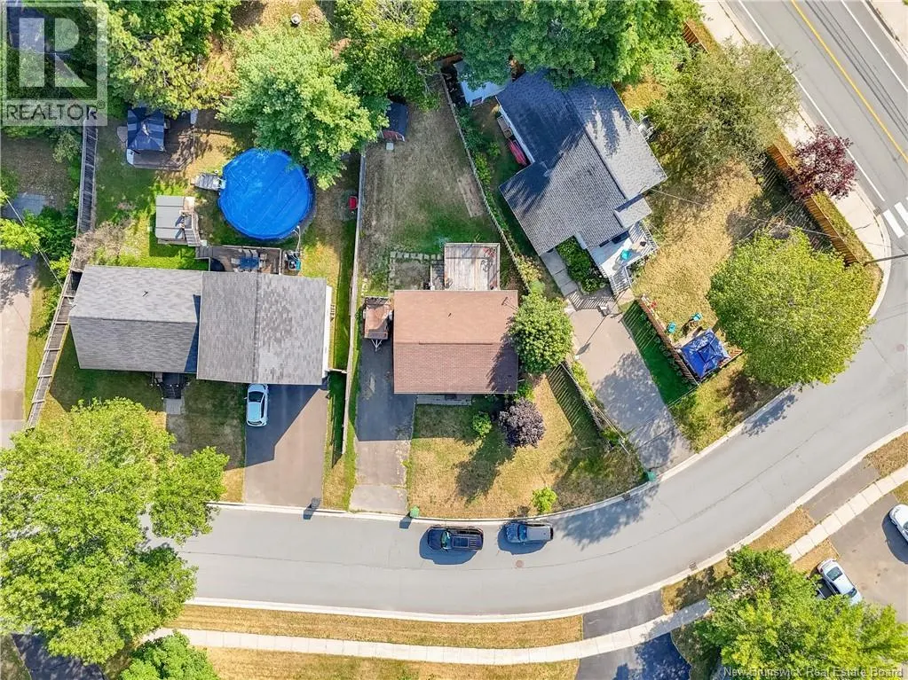 98 McAdam Avenue