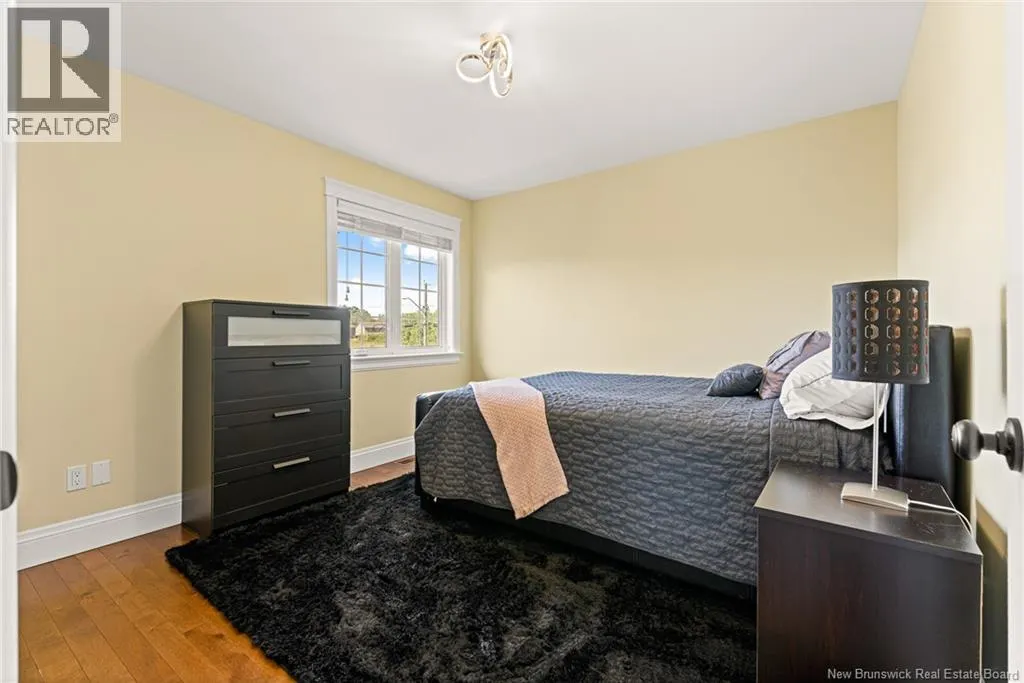 40 Salengro Crescent