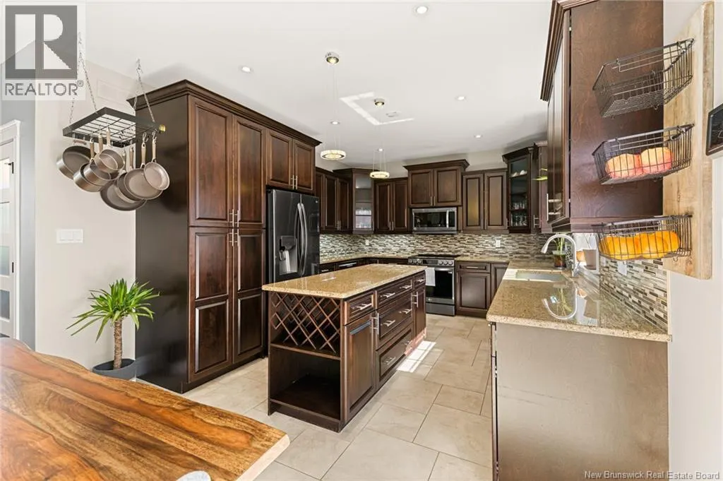 40 Salengro Crescent