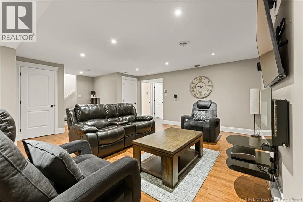 40 Salengro Crescent