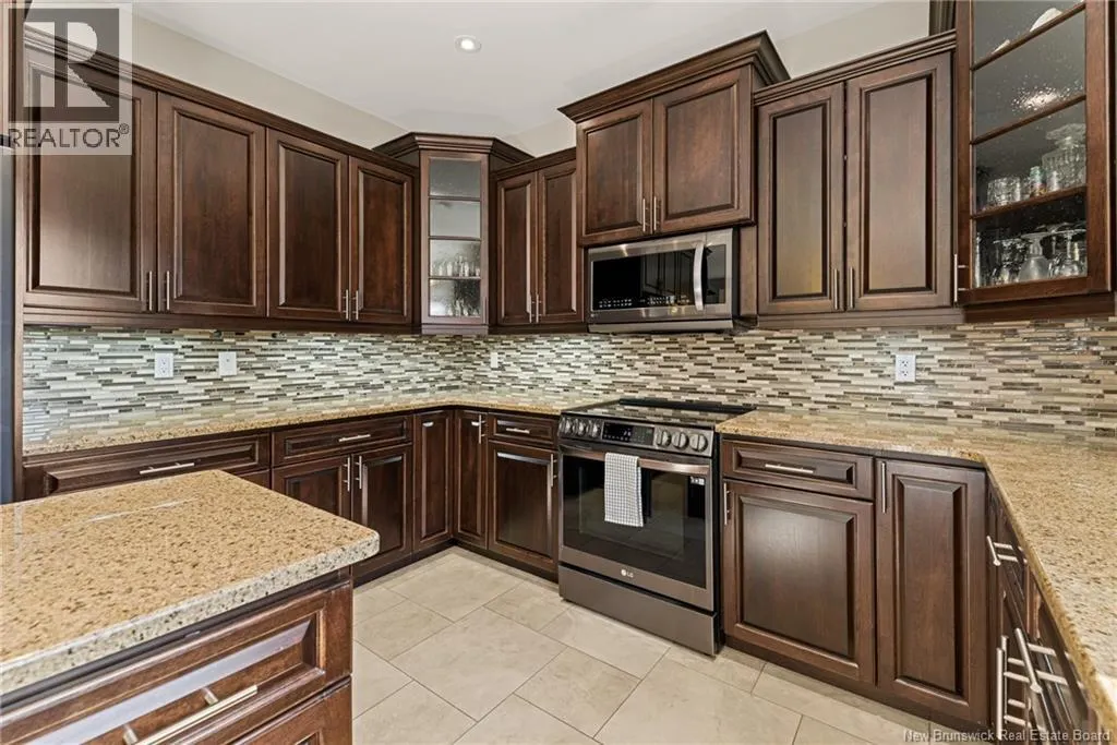 40 Salengro Crescent