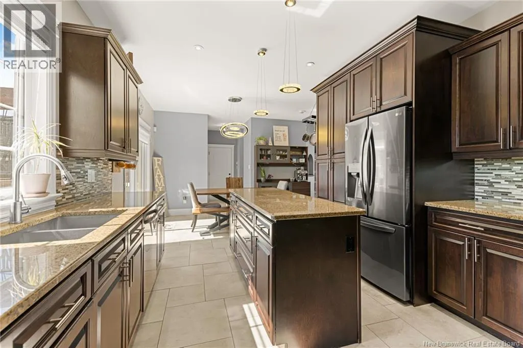 40 Salengro Crescent